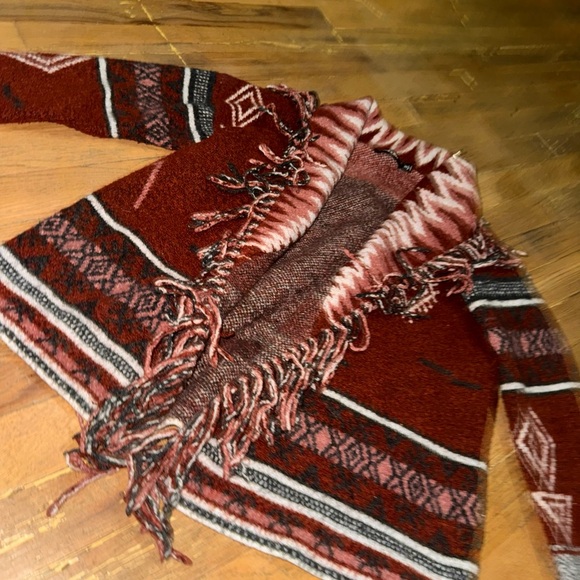 Doe & Rae Soft & Really Warm Rust Sweater Size Small - Picture 3 of 6